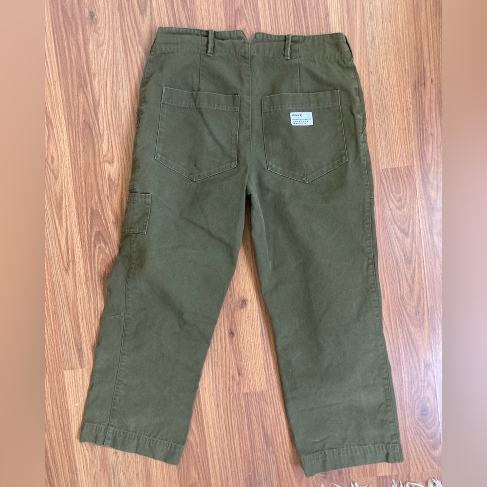 Hurley cropped pants